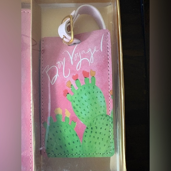 Pink Passport Holder and Luggage Tag Set - Picture 4 of 4